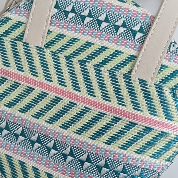 Tribal print circle crossbody bag new - Picture 3 of 5